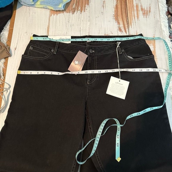 J. Jill Authentic Fit Slim Leg Stretch Mid Rise Black Wash Jeans Size 14 - Picture 4 of 9